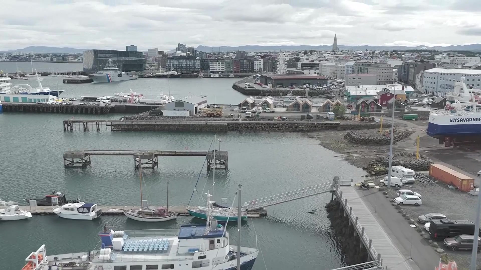 Infoclip: Iceland Today - Society, Landscapes and Infrastructure